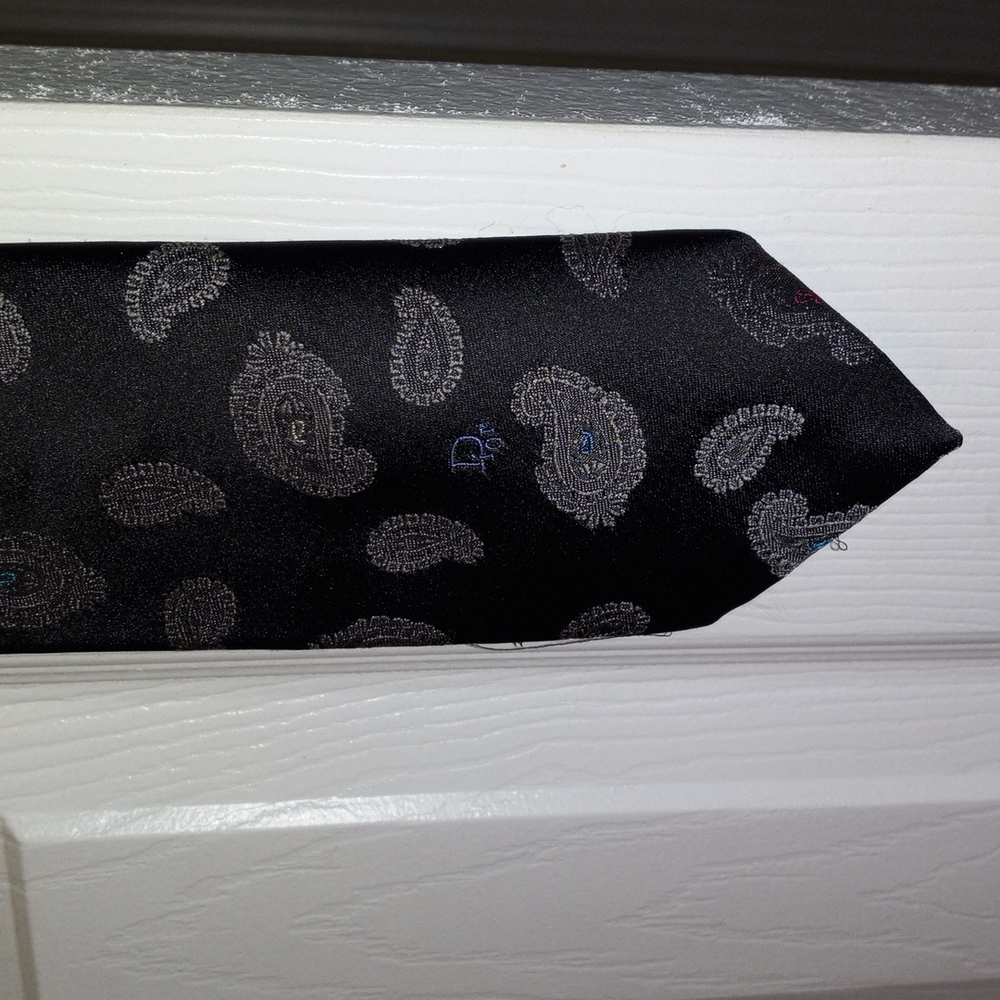 men's tie